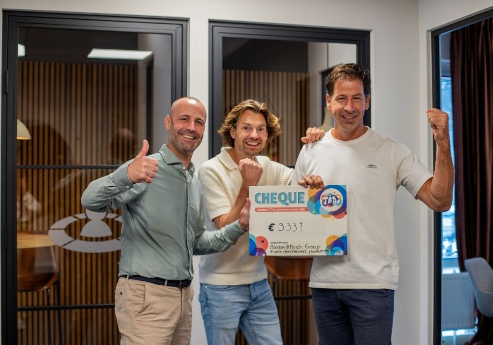 Cheque - Bakker & Bosch Group Bedrijven Padeltoernooi 2026