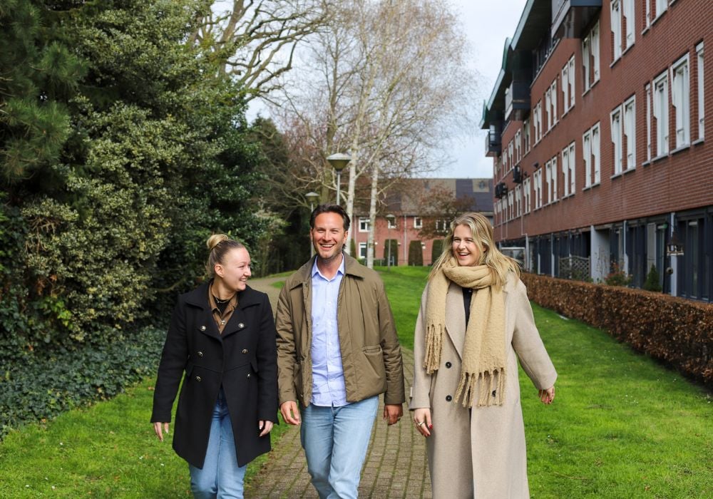 Sam Misa en Floor wandelen | Bakker en Bosch Group